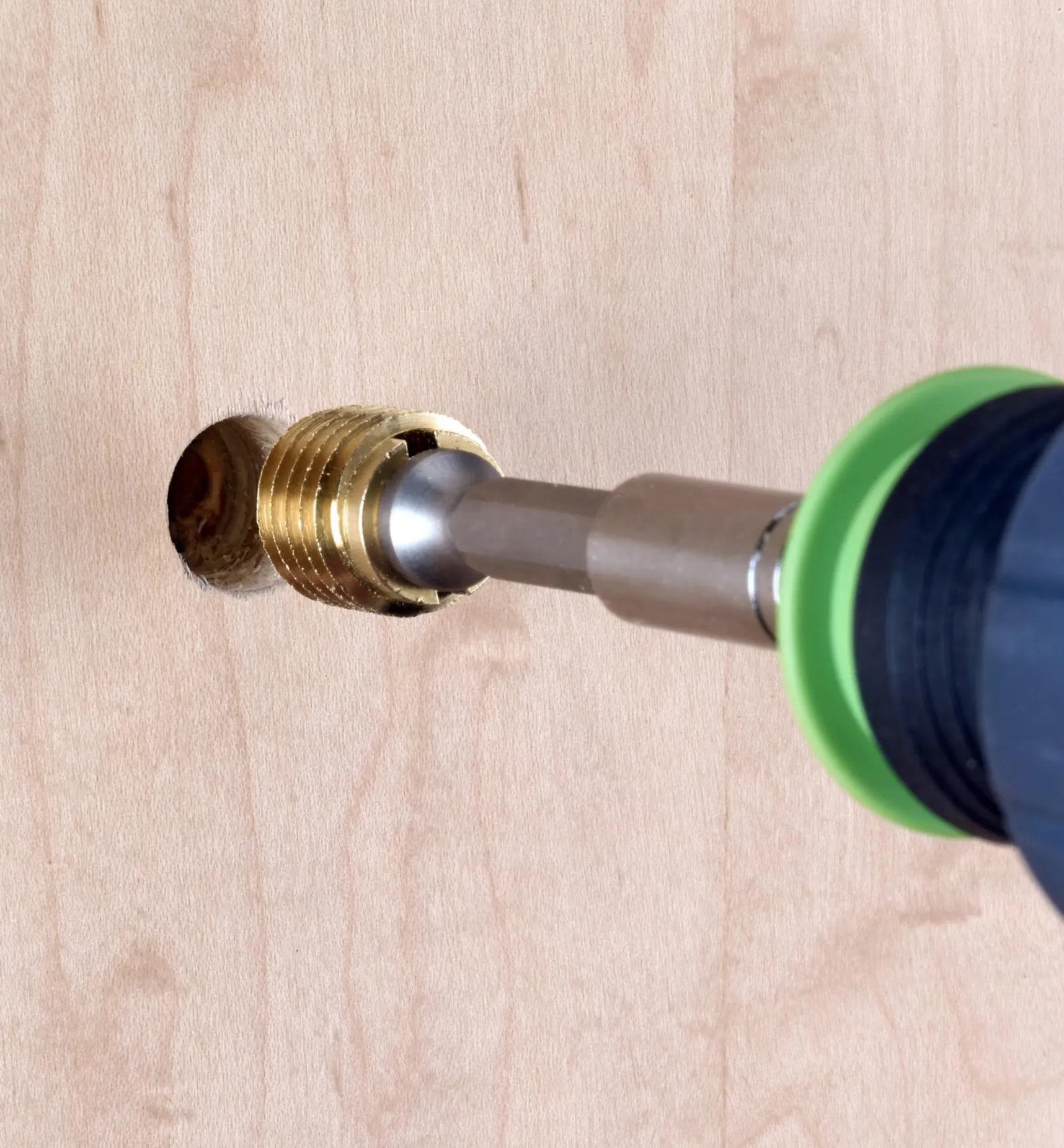 Outlet 1/4-20 Insert Nut Driver Screwdrivers