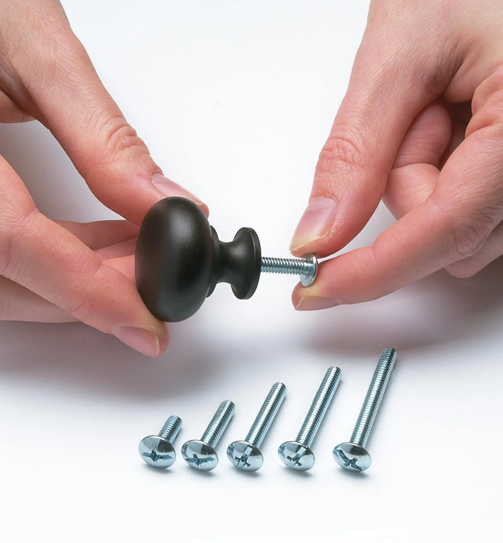 Outlet 8-32 Knob/Handle Bolts Fasteners