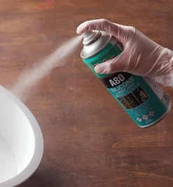 Hot A80 Silicone Lubricant Spray Workshop