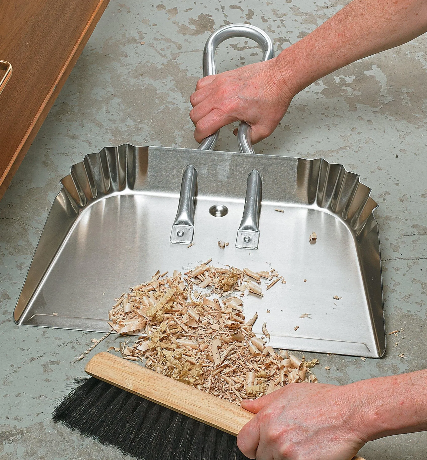 New Aluminum Dustpan Workshop