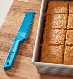Hot Bakeware Buddy Knife Bakeware