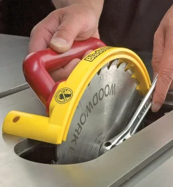 Clearance Blade-Changing Tool Safety
