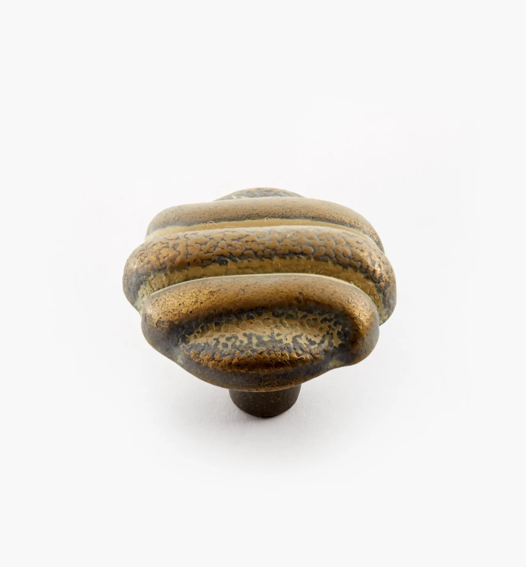 Online Blonde Antique Wavy Knob Knobs