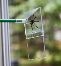 Outlet Bug Trapper Pest Control