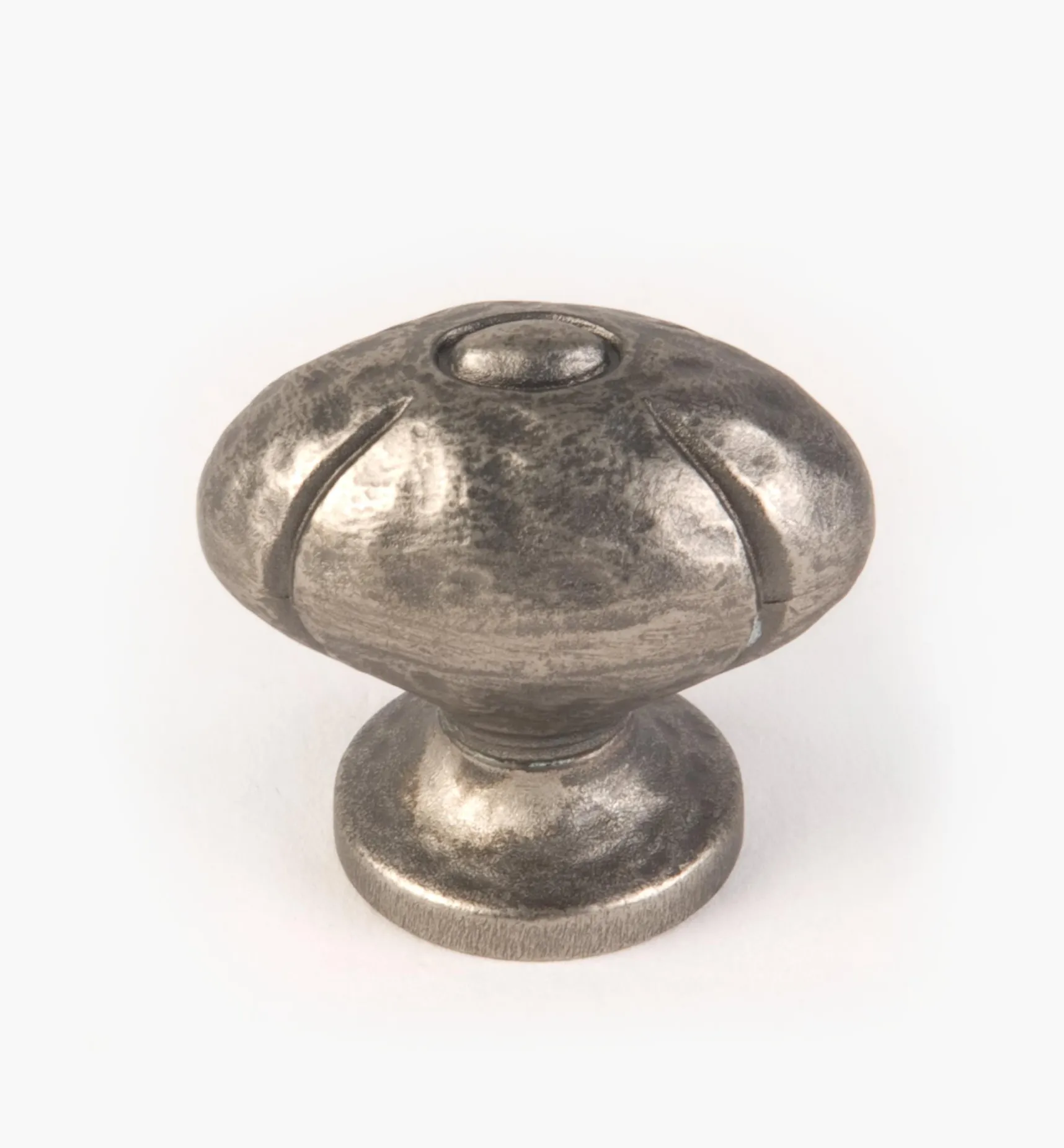 Clearance Classic Siena Oval Knob Knobs