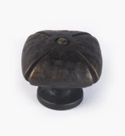 Classic Siena Square Knob Knobs