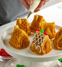 Sale Cozy Village Pan Bakeware