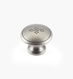 Detailed Bow Knobs Knobs