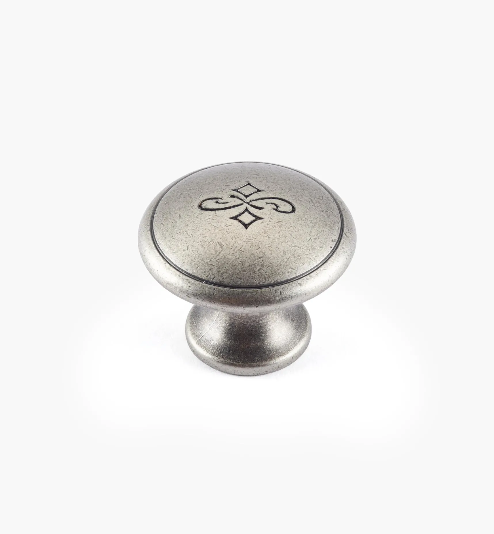Detailed Bow Knobs Knobs