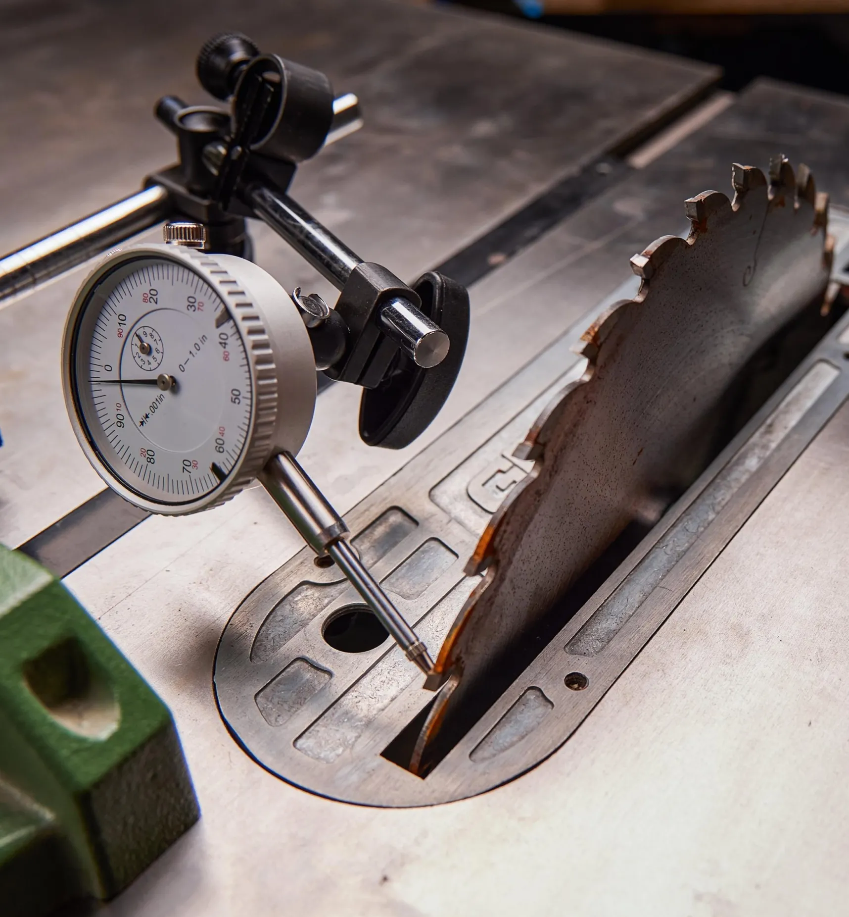 Clearance Dial Indicator & Base Marking & Measuring