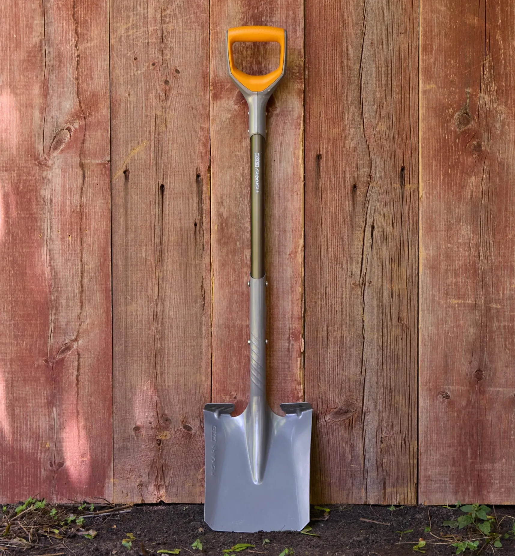 Discount Fiskars Pro Transfer Shovel Shovels