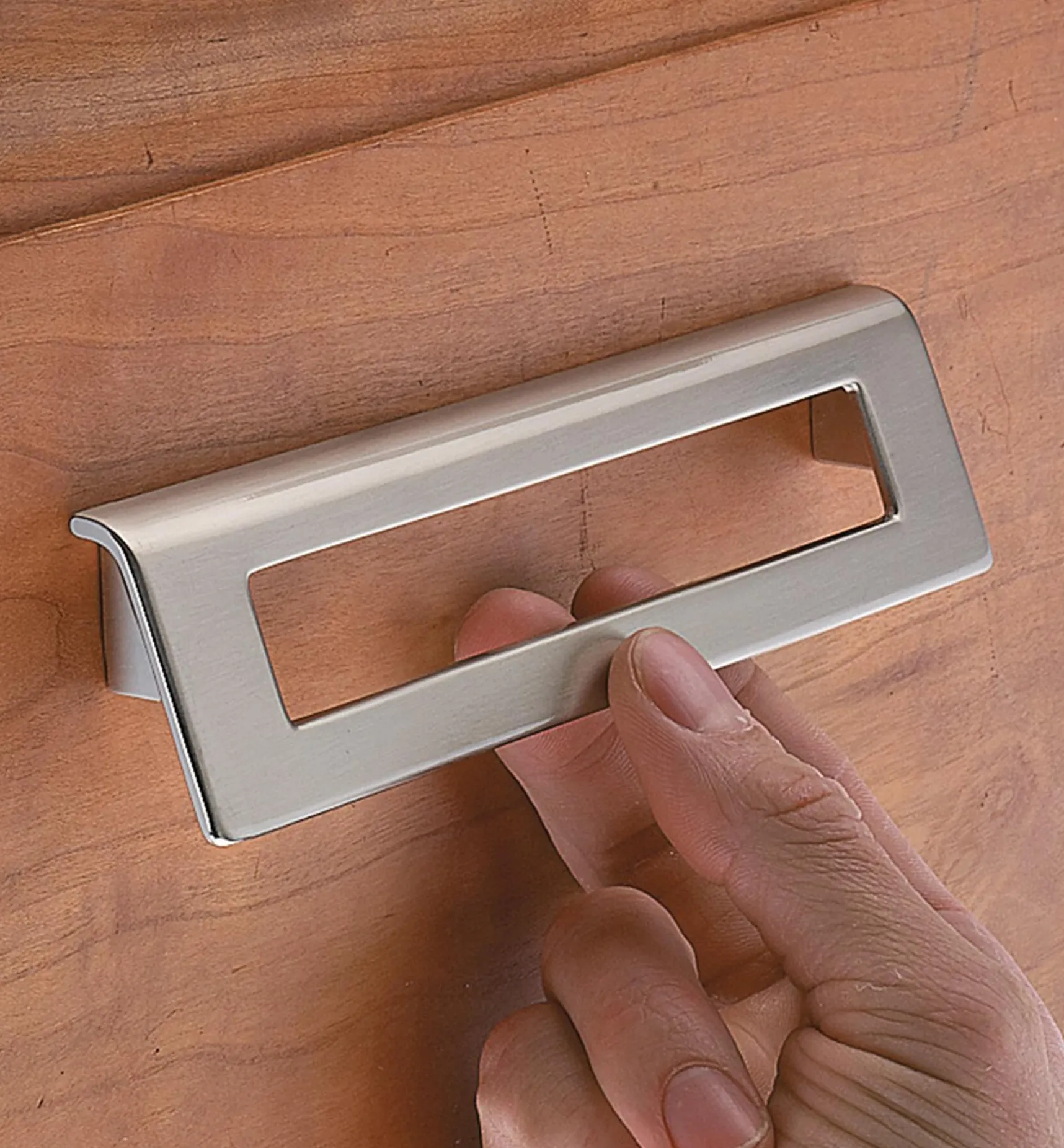 New Flap Pull Handles