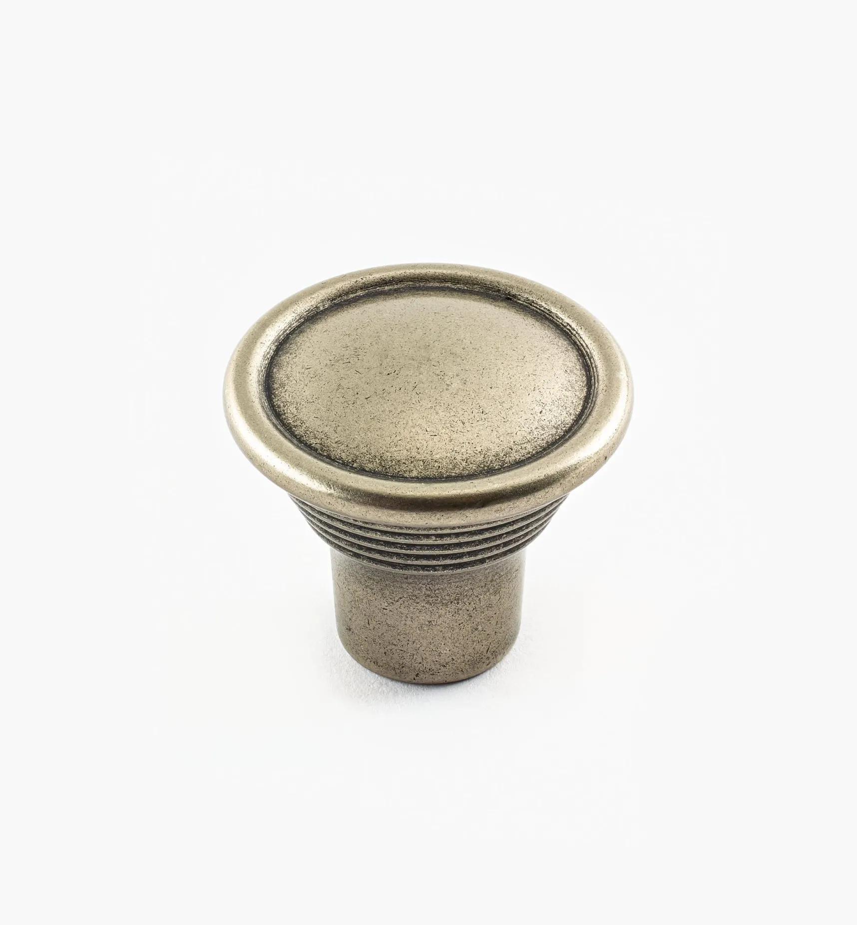 Online Galleria Single Reed Knob Knobs