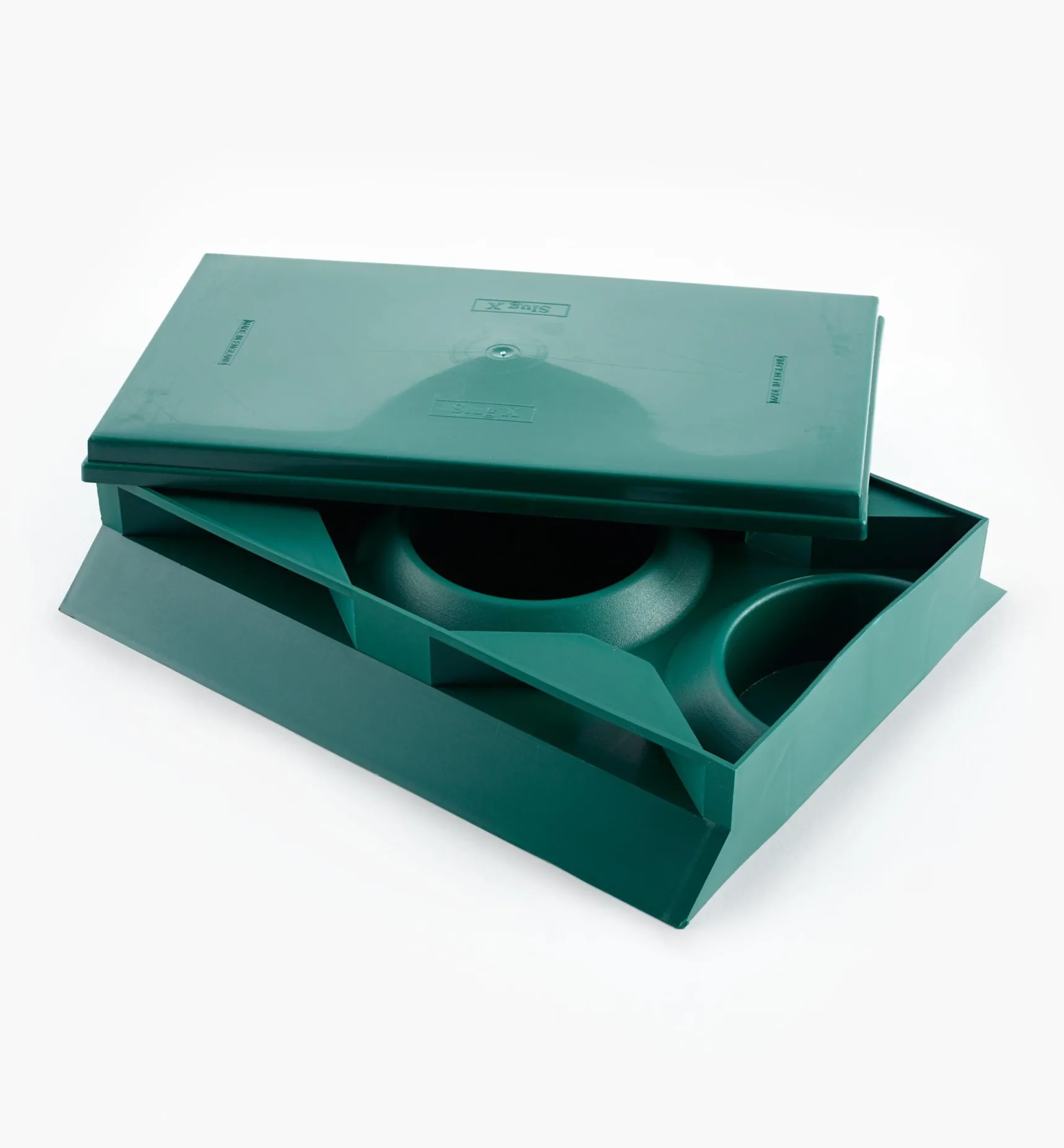 Giant Slug & Snail Trap Pest Control