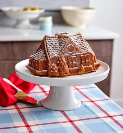 Gingerbread House Bundt Pan Bakeware