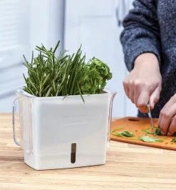 Hot Herb Keeper Food Storage