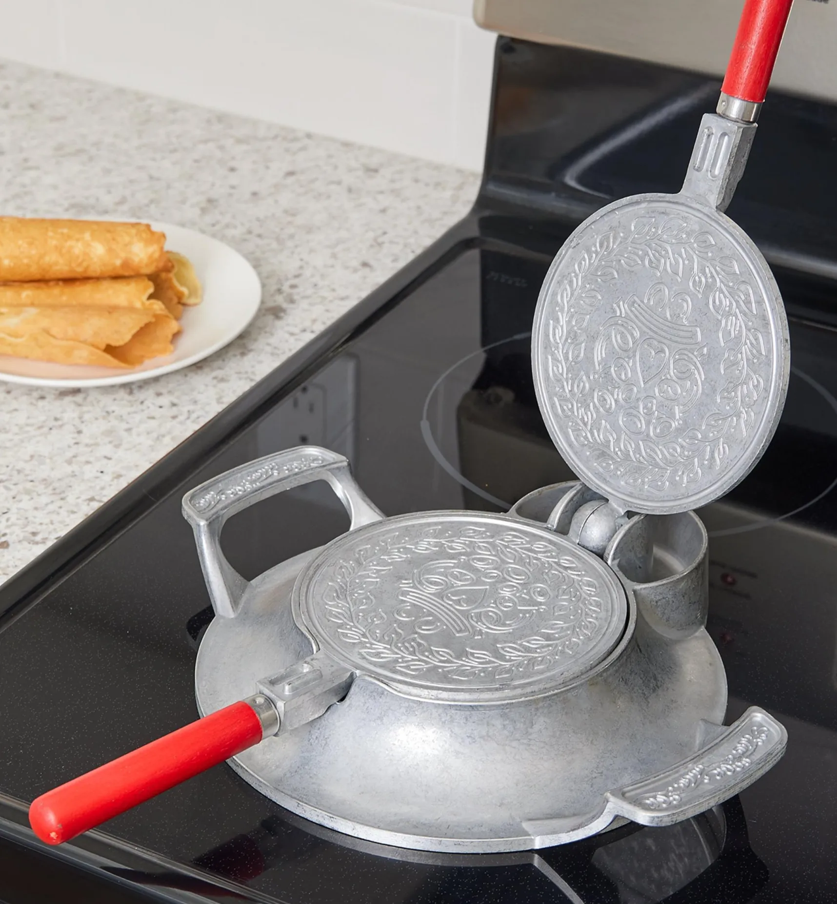 Sale Krumkake & Pizzelle Iron Cookware