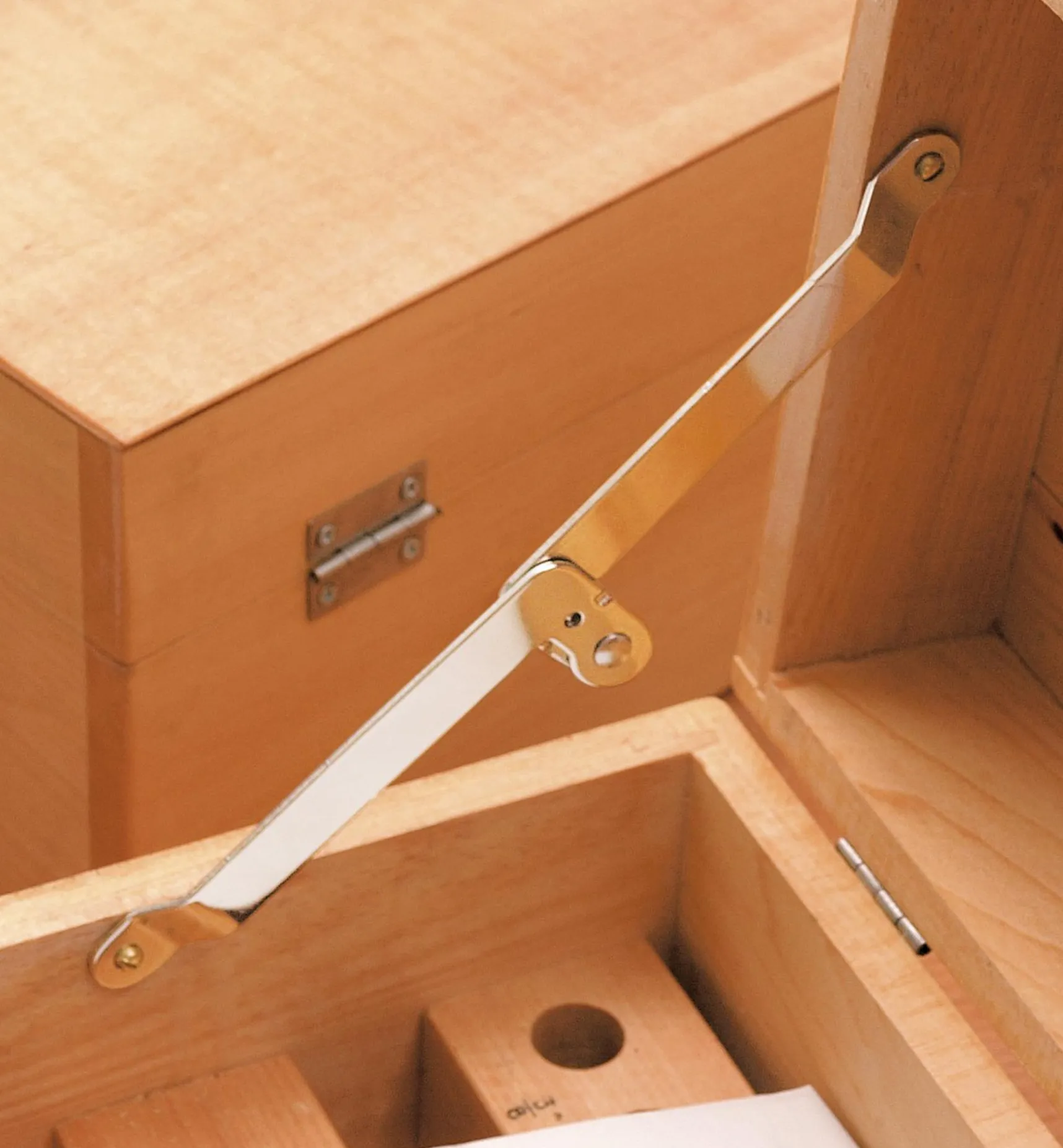 Lid Stays Box Hardware