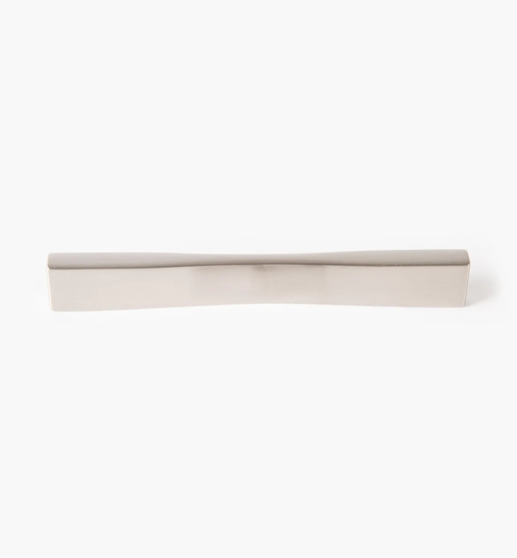 Hot Linea Pulls Handles