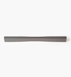 Hot Linea Pulls Handles