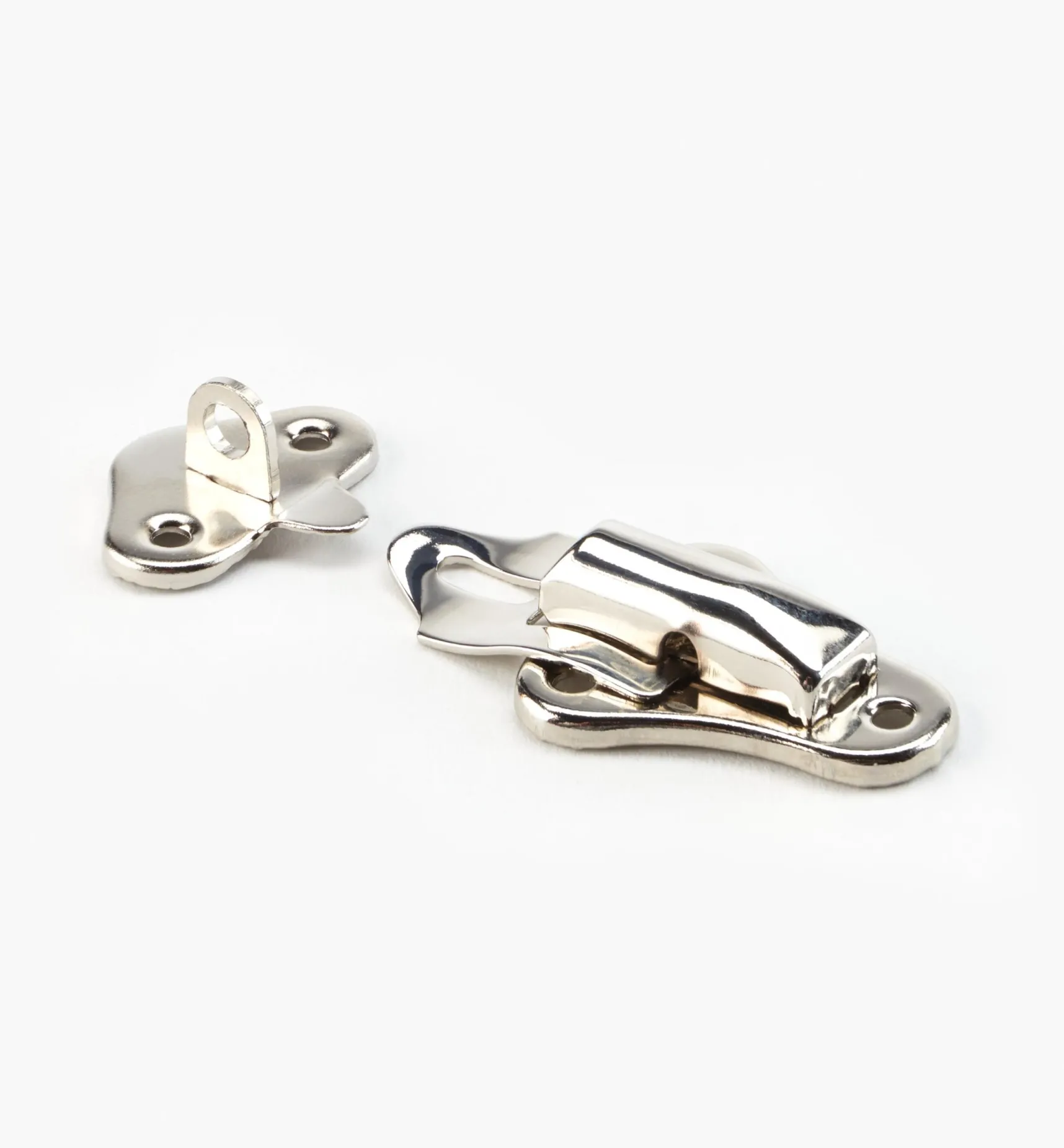 Clearance Locking Latch Latches