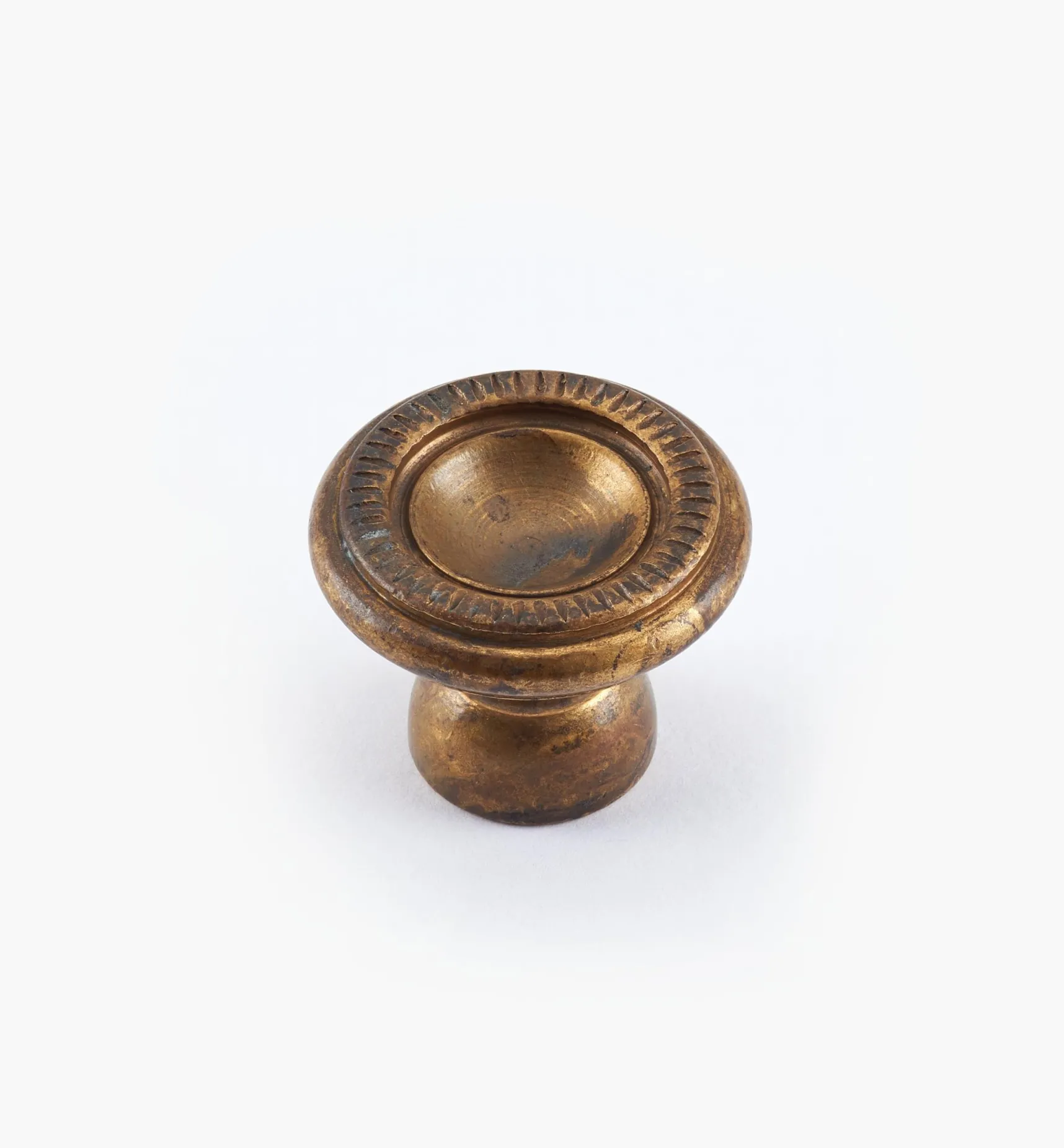 Louis XVI Ribbon Knobs Knobs