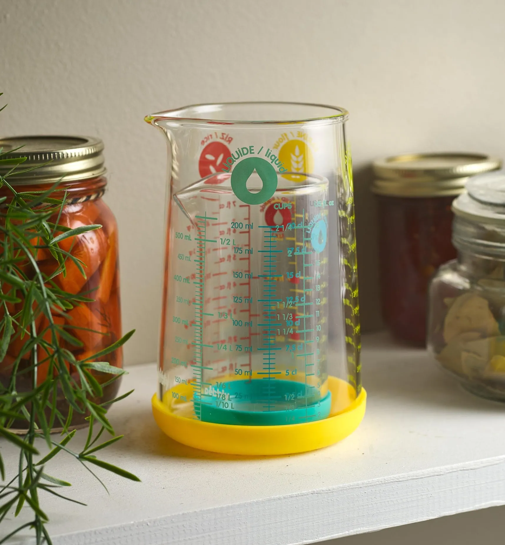 Outlet Measuring Glasses Measurement