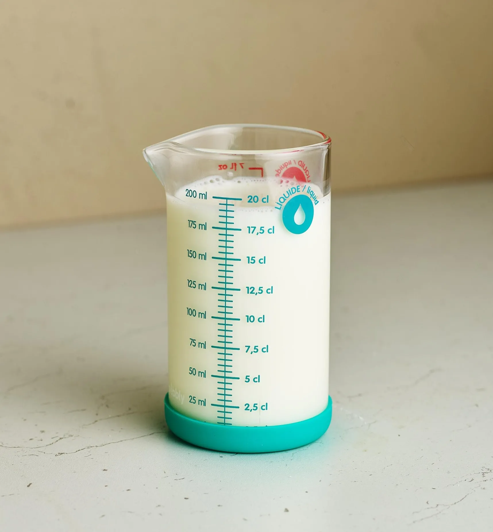 Outlet Measuring Glasses Measurement