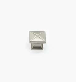 Outlet Northport Square Knob Knobs