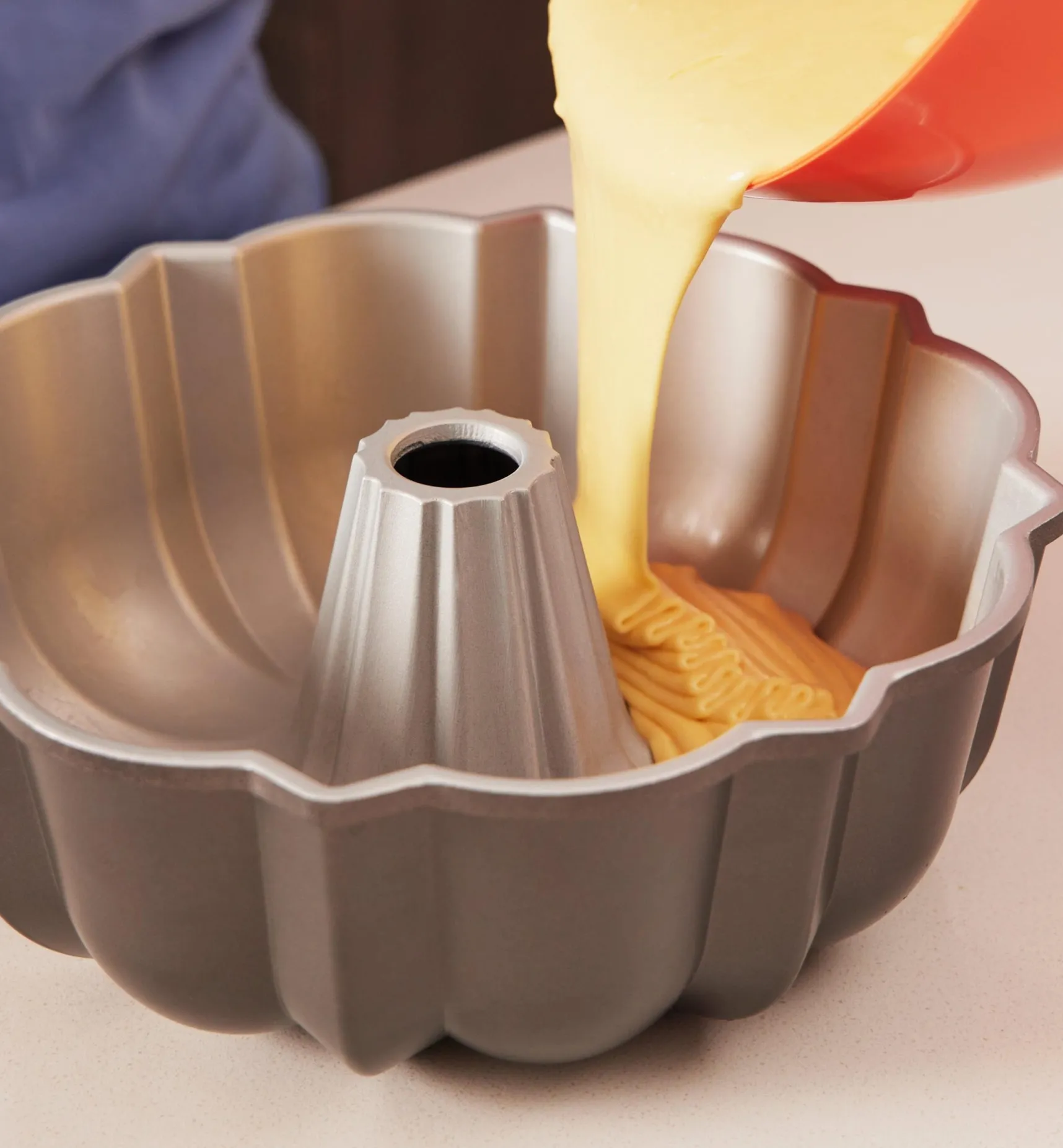New Original Bundt Pan Bakeware