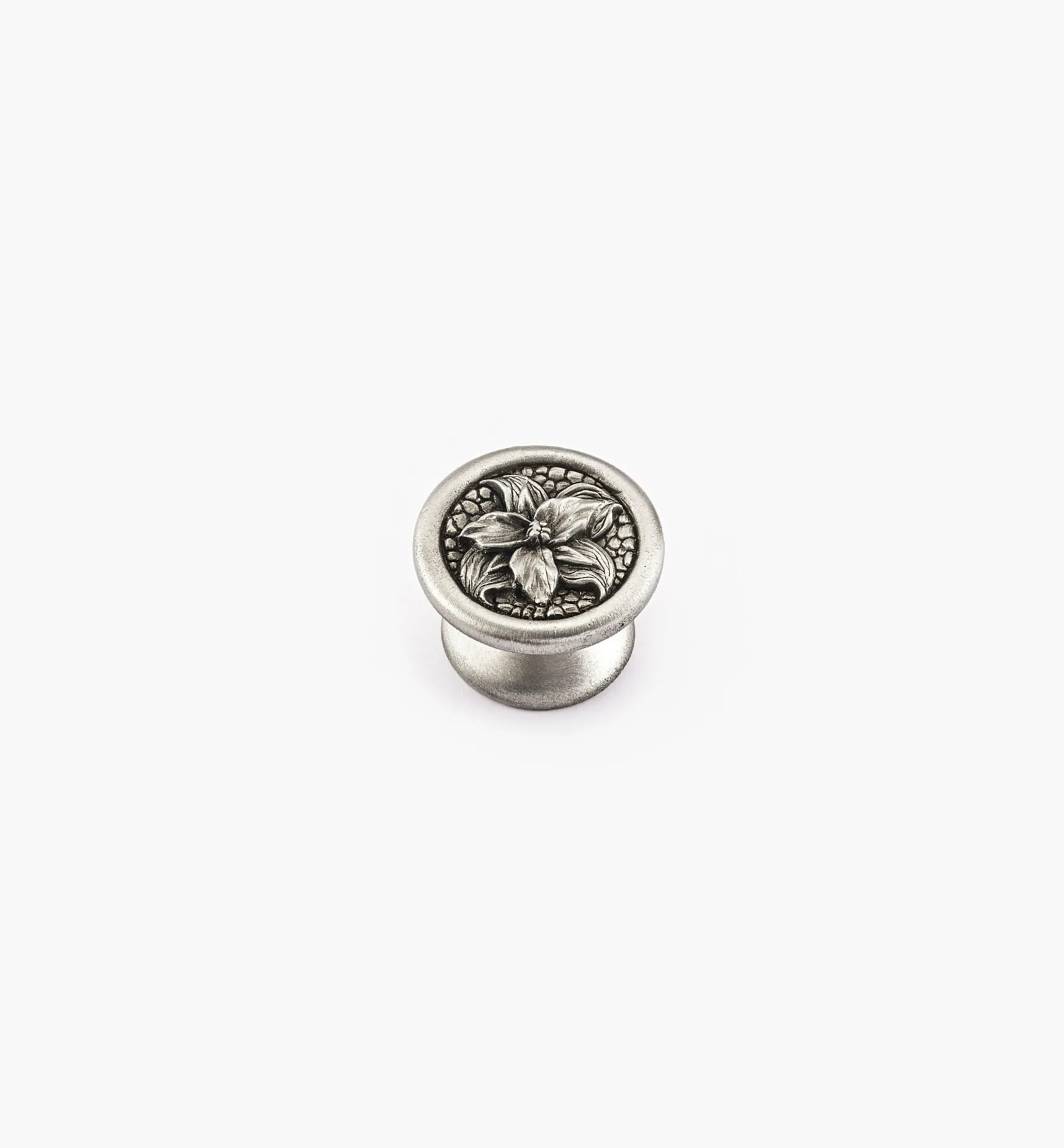 Online Pewter Trillium Knob Knobs