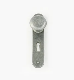 Outlet Simple Plate Escutcheon Pull Handles