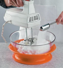 Hot Staybowlizer Bakeware