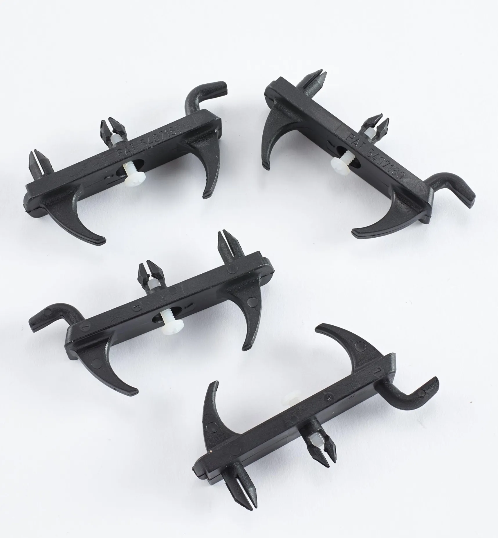 Outlet Talon Pliers Holder Hooks
