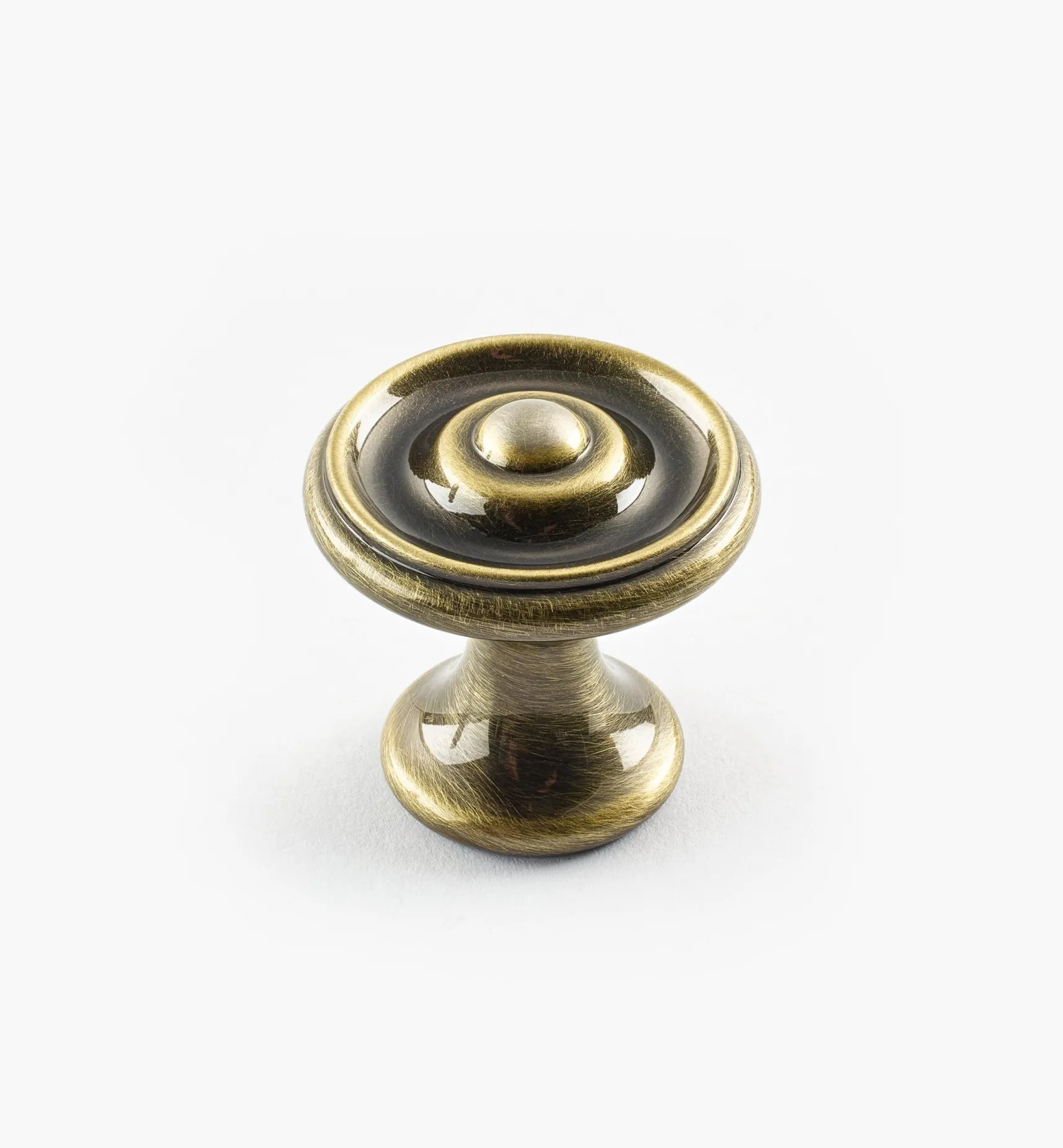 Hot Turned Brass Raised Knobs Knobs