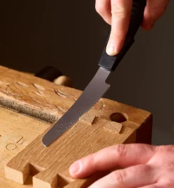 New Veritas Detail Flush-Cutting Saw Saws