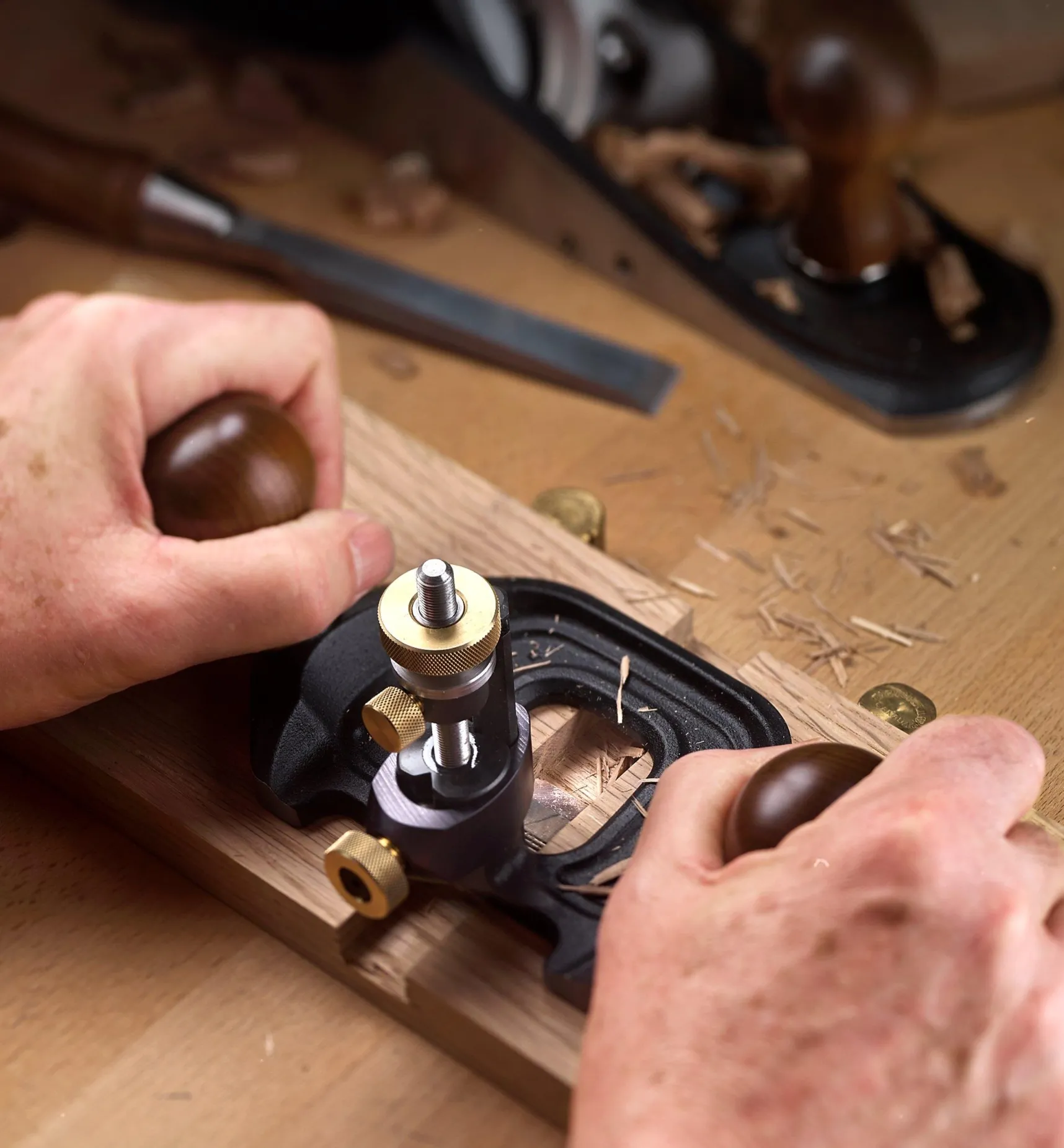 Online Veritas Large Router Plane Routing