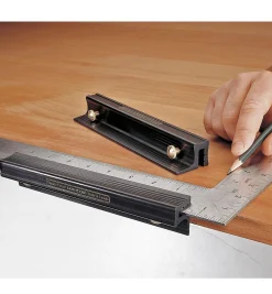 Outlet Veritas Square Fence Marking & Measuring