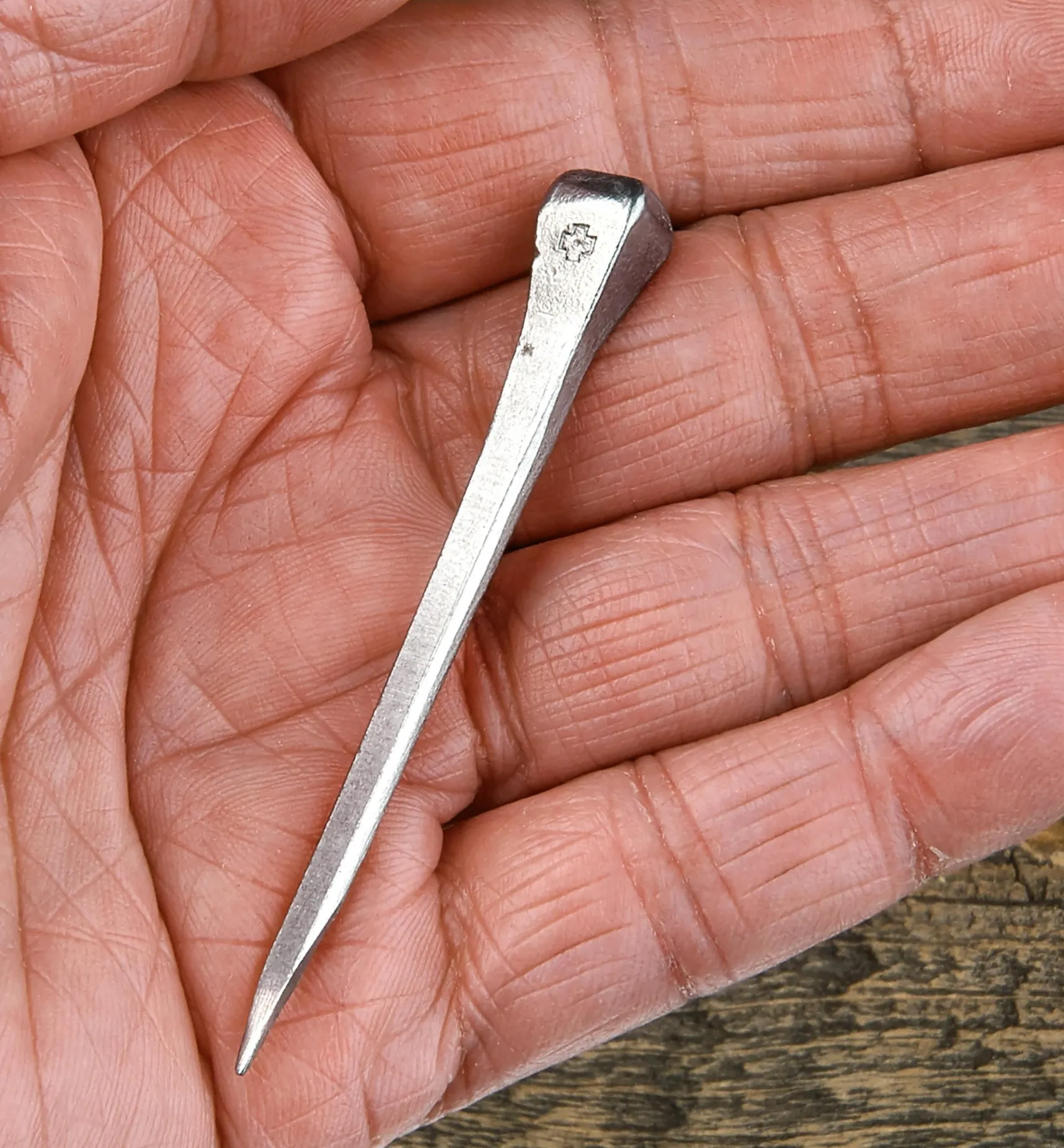 Hot Vintage Horseshoe Nails Fasteners
