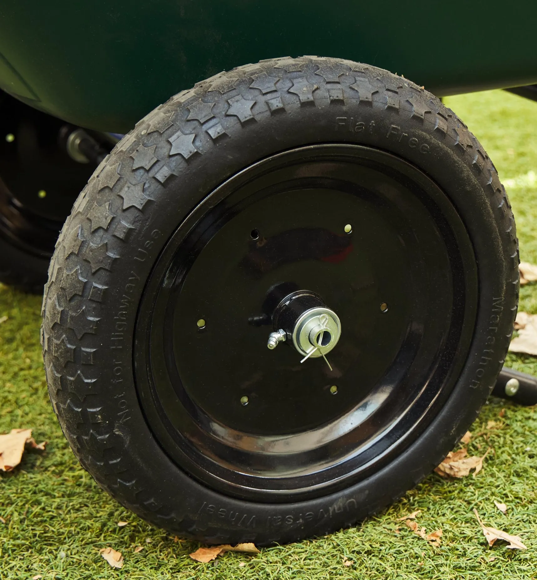 Hot Wheelbarrow With Flat-Free Tires Garden Care